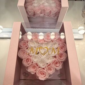 Heart-Shaped Pink and White preserved Rose Box